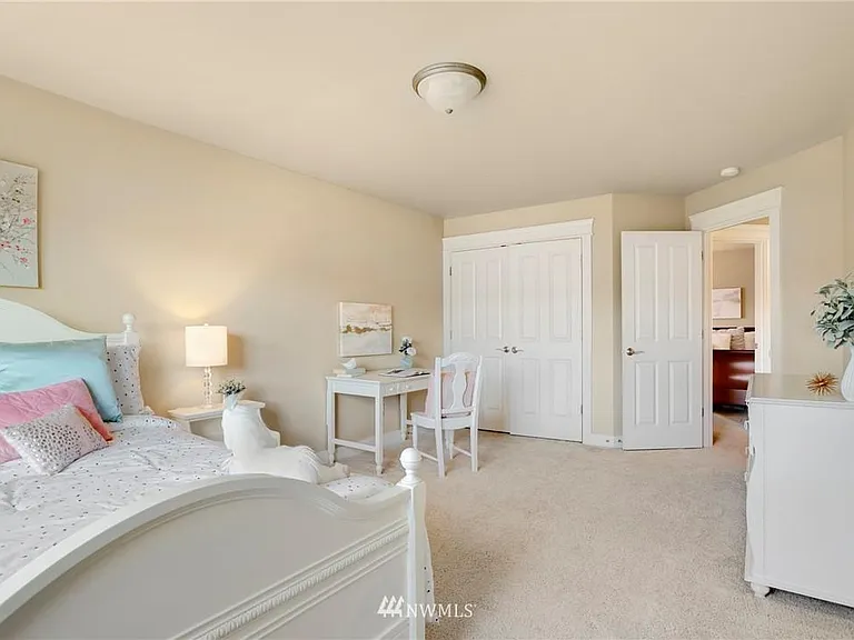 4450 Logan Dr NE — Photo 19