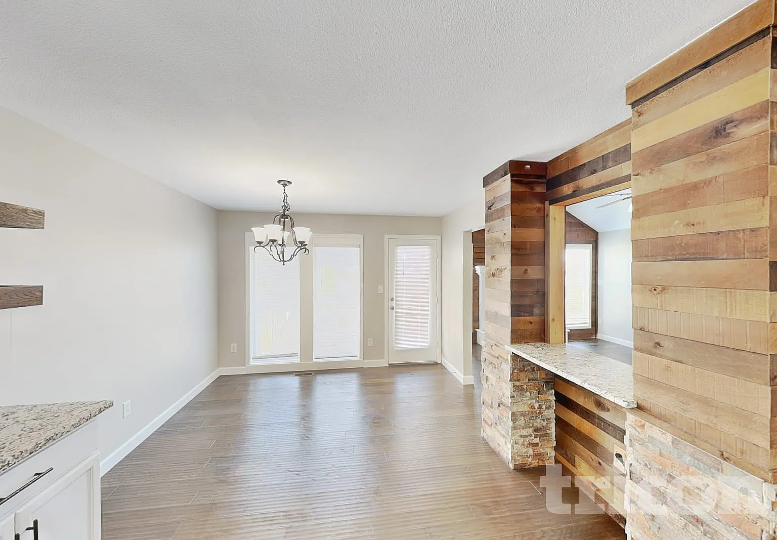 2116 SW Chase Drive Lee'S Summit MO — Photo 4