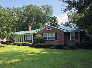 28 Sumter St, Manning, SC 29102