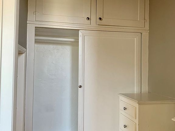 5th image of 527 S Hobart Blvd #10358755