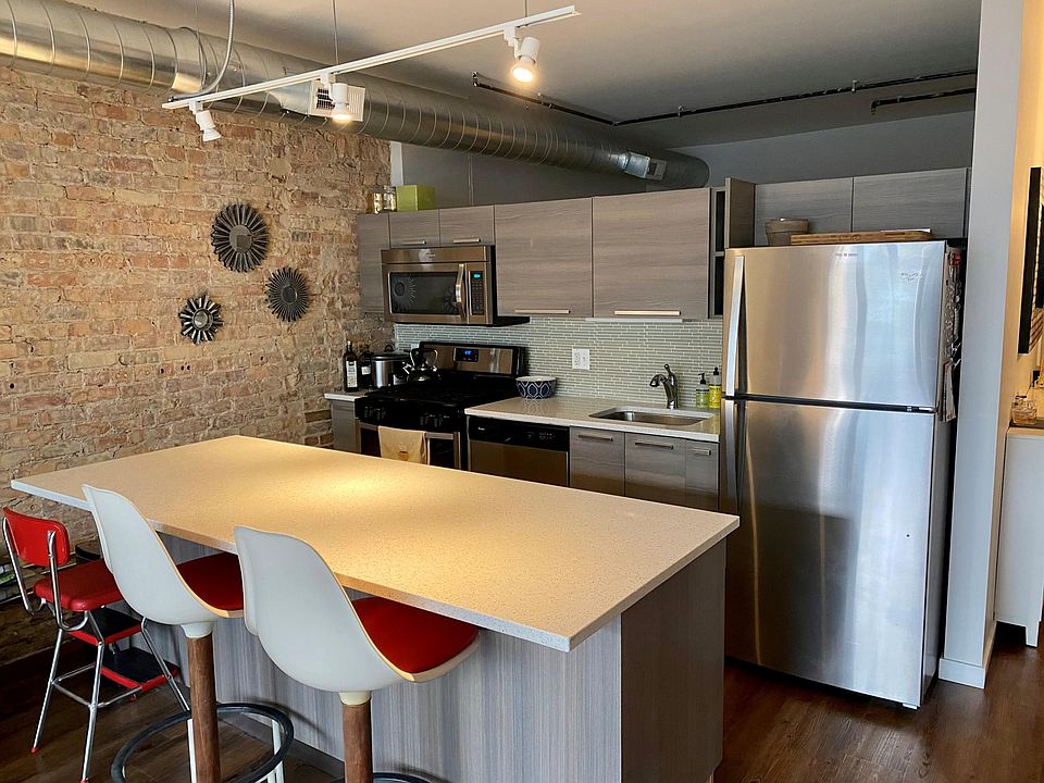 1st image of 1323 S Michigan Ave #701