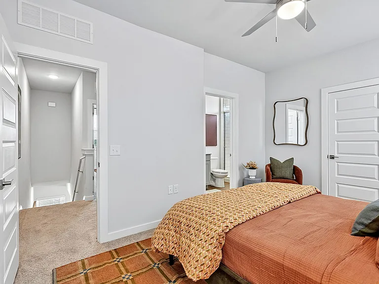 YardHomes Rowlett Creek Bedroom