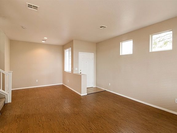 5th image of 616 Breezy Sage Ct