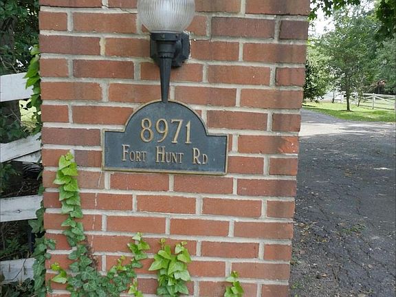 2nd image of 8971 Fort Hunt Rd