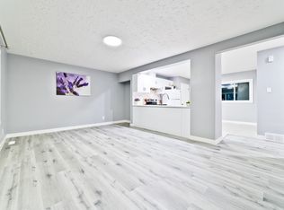 107 55th Ave NW, Calgary, AB T2K0K8