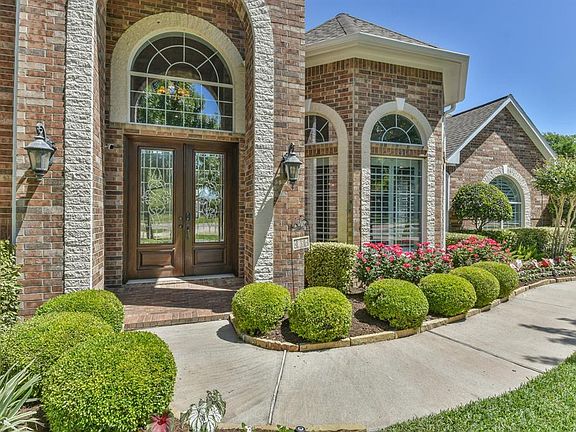 4th image of 4106 Worthing Dr