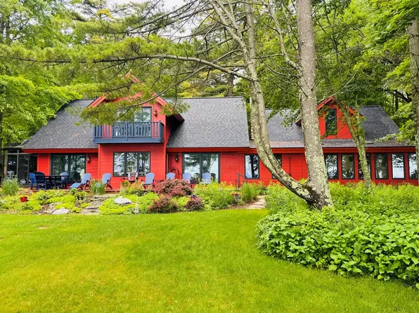 3280 Lake Forest Park Rd, Sturgeon Bay, WI 54235