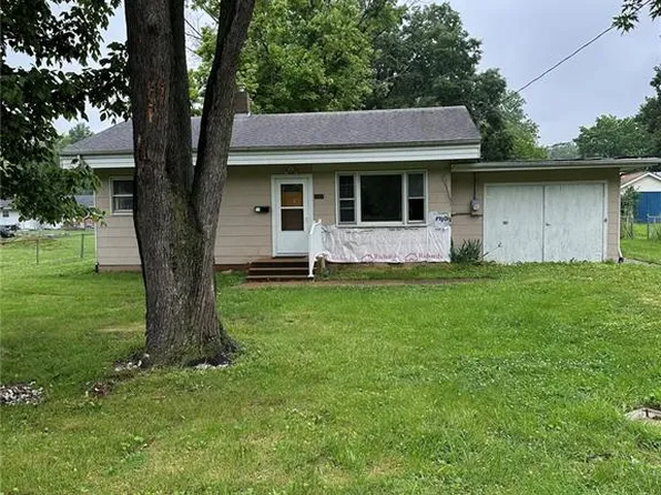 151 Hogan Ave, Pacific, MO 63069