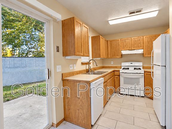 3rd image of 3401 N 4th St Unit B