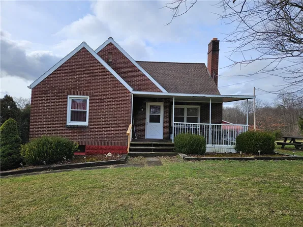 418 Saxonburg Rd, Butler, PA 16002