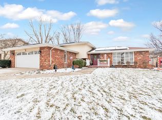 613 Ca Crest Dr, Shorewood, IL 60404