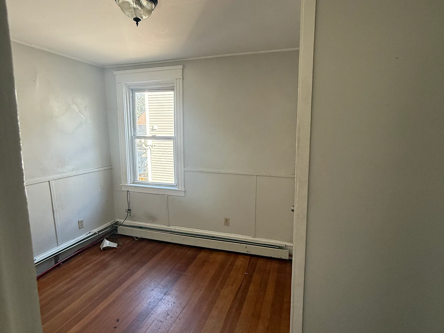 3 bed, $2,100 — Photo 3