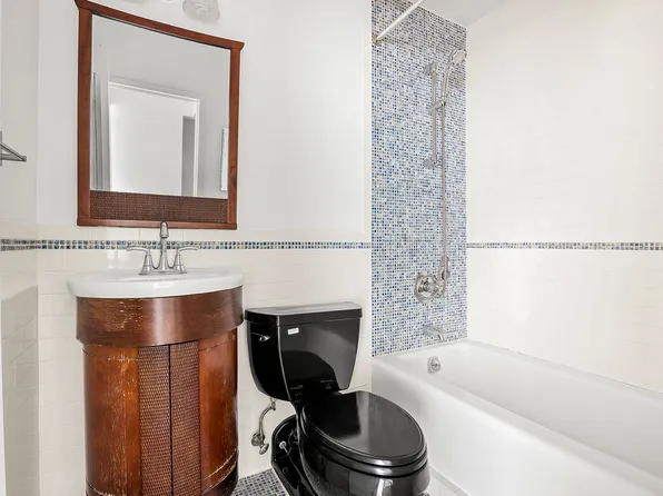 77 Bleecker Street 614A image 4 of 5