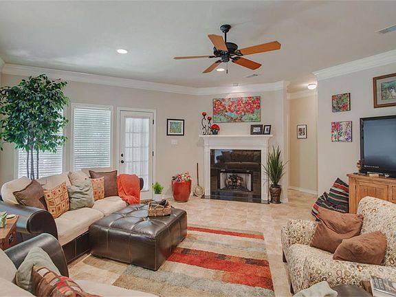4th image of 1312 Wilshire (pvt) Ct
