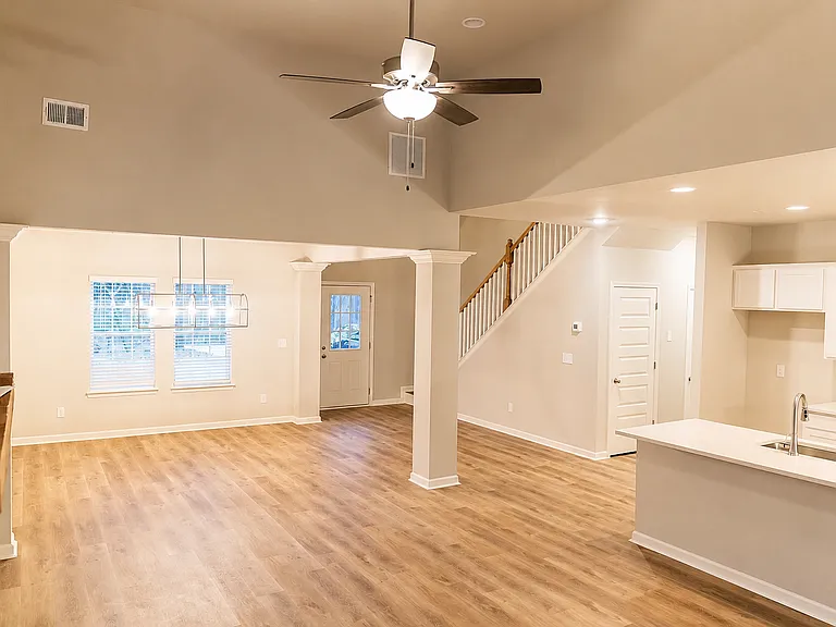 344 Banks Rd — Photo 5
