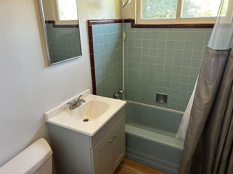 140 George Cir — Photo 17
