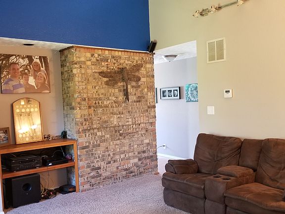 4th image of 2054 N Dragonfly Dr