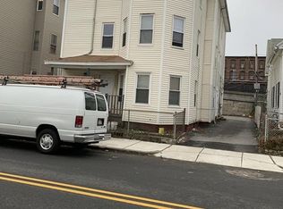 116 Canterbury St, Worcester, MA 01603