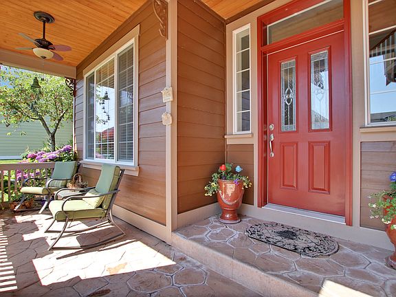 2nd image of 17108 138th Avenue Ct E