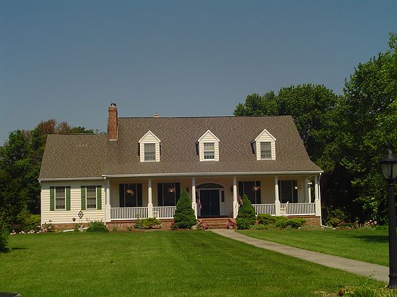 3rd image of 10 Meadow Springs Dr