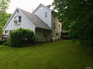 369 E Main St, Jefferson Valley, NY 10535
