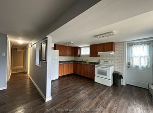 354 Britannia Ave, Bradford West Gwillimbury, ON L3Z 1A7
