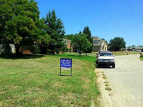 1st image of 806 John Thomas Dr