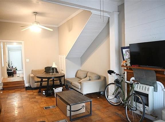 3rd image of 7613 Dominican St