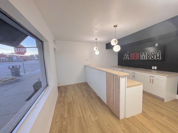 3 E Center St #1