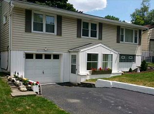 308 Male Ave, Camillus, NY 13219