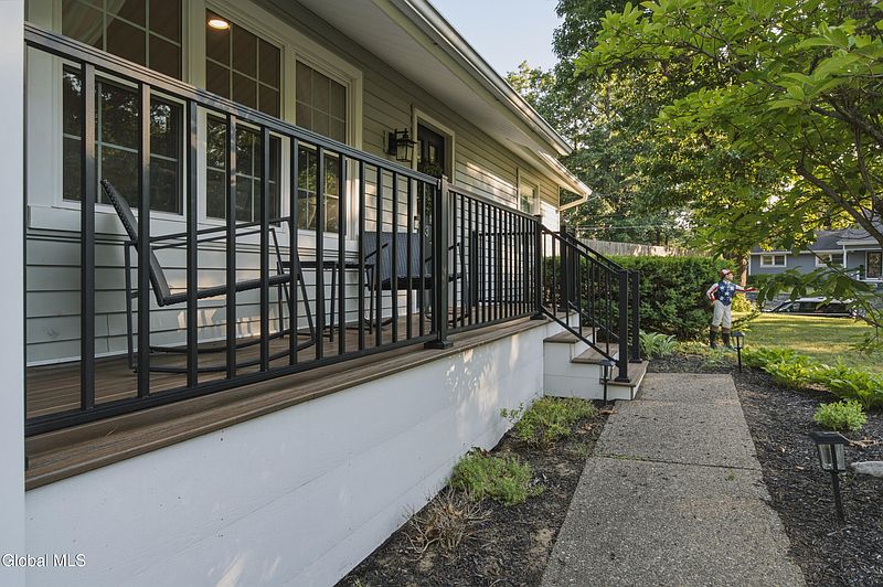 4th image of 3 Vichy Drive