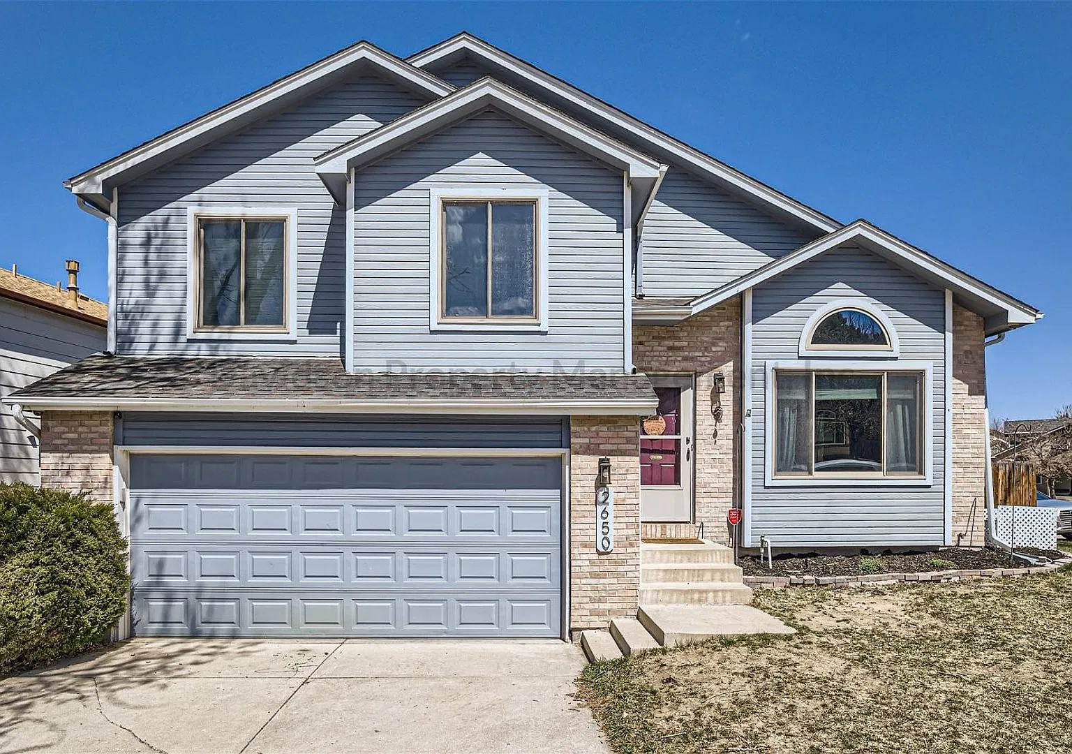 Beautiful 4 Bedroom House in Briargate — Photo 1