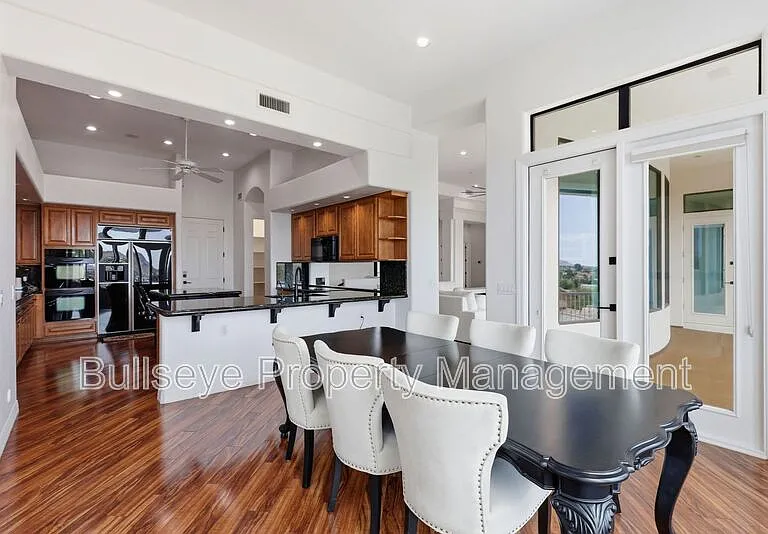 1527 E Villa Maria Dr — Photo 15