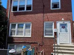 2889 E 195th St, Bronx, NY 10461