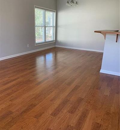 2nd image of 268 Fountains Park Blvd