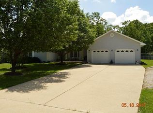 142 Lois Ln, Sullivan, MO 63080