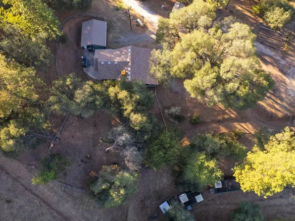 18855 Providence Mine Rd, Tuolumne, CA 95379
