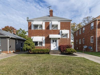 7600 Dresden Ave, Parma, OH, 44129