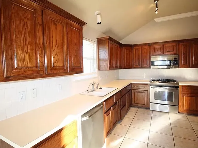 2120 Fair Meadow Dr — Photo 11