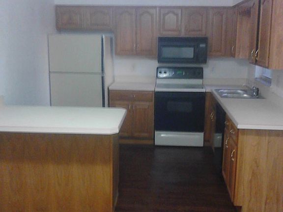 2nd image of 1405 S Gordon Ave