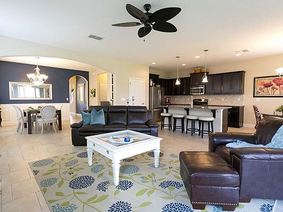 5th image of 1503 Caterpillar St