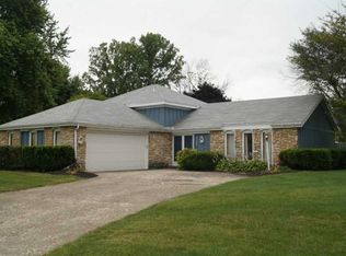 2120 Woodstock Ct, Troy, OH 45373