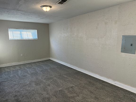 5th image of 5519 Thrush Dr