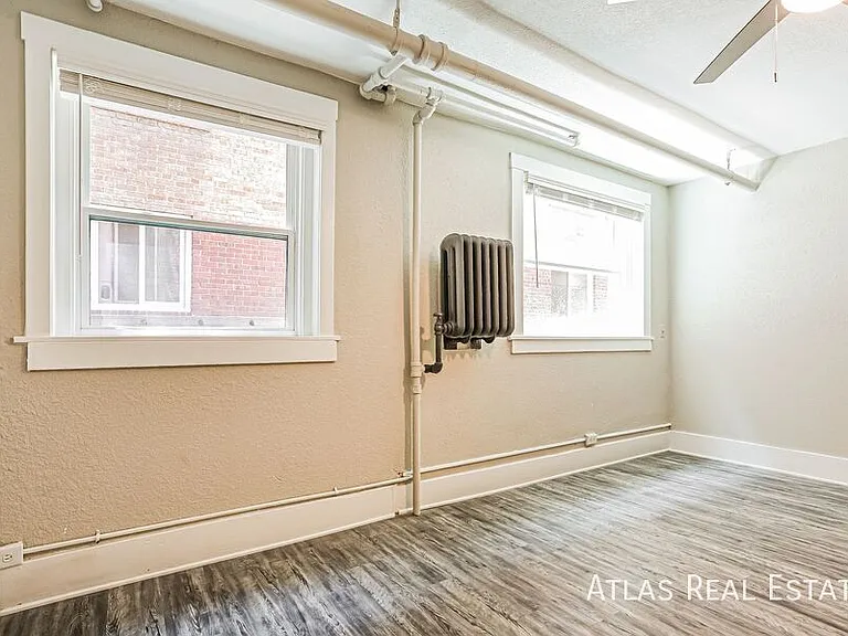 970 N Pearl St #D — Photo 14