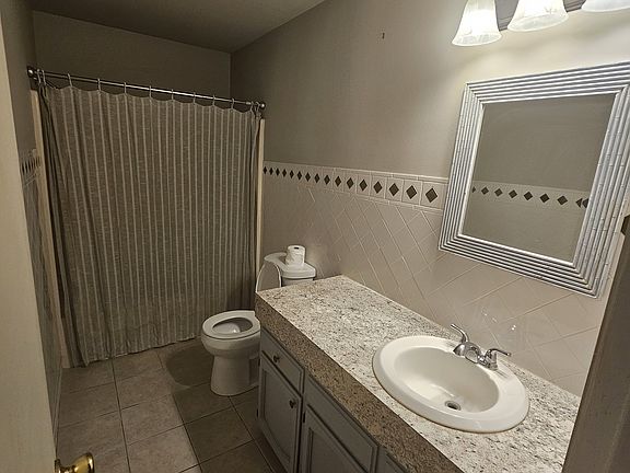 2nd image of 27619 Gaylord Rd