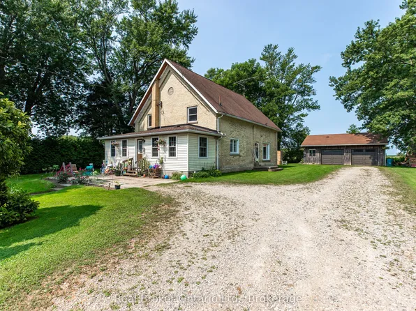3047 Bruce Ave #1, Kincardine, ON N2Z 2S9