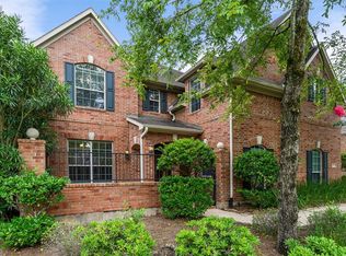 19 Wooded Path Pl, The Woodlands, TX 77382