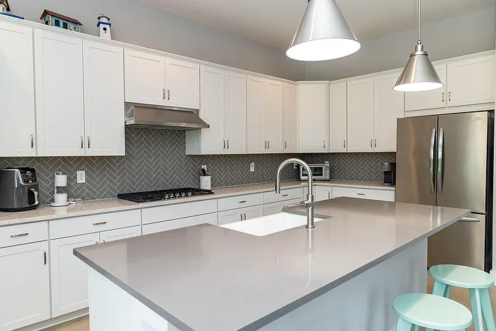 110 Oak Park Dr — Photo 4