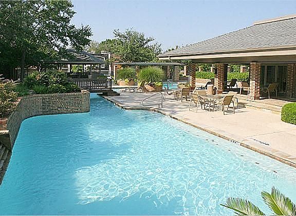 3rd image of 4126 La Place Dr