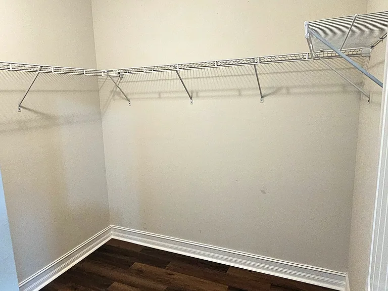 7135 Greenwood Park Cir #105 — Photo 13